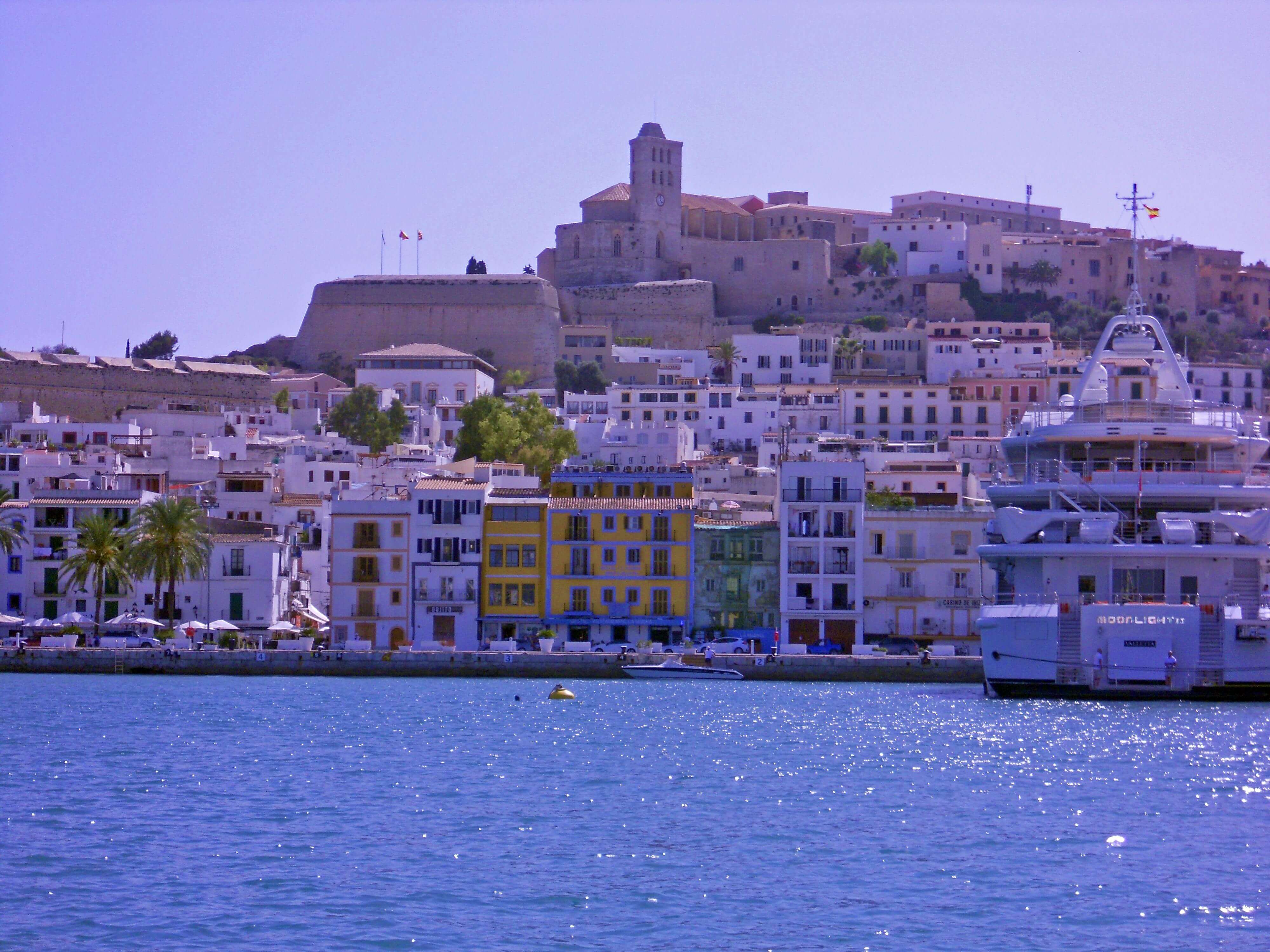 Coastline Apartments