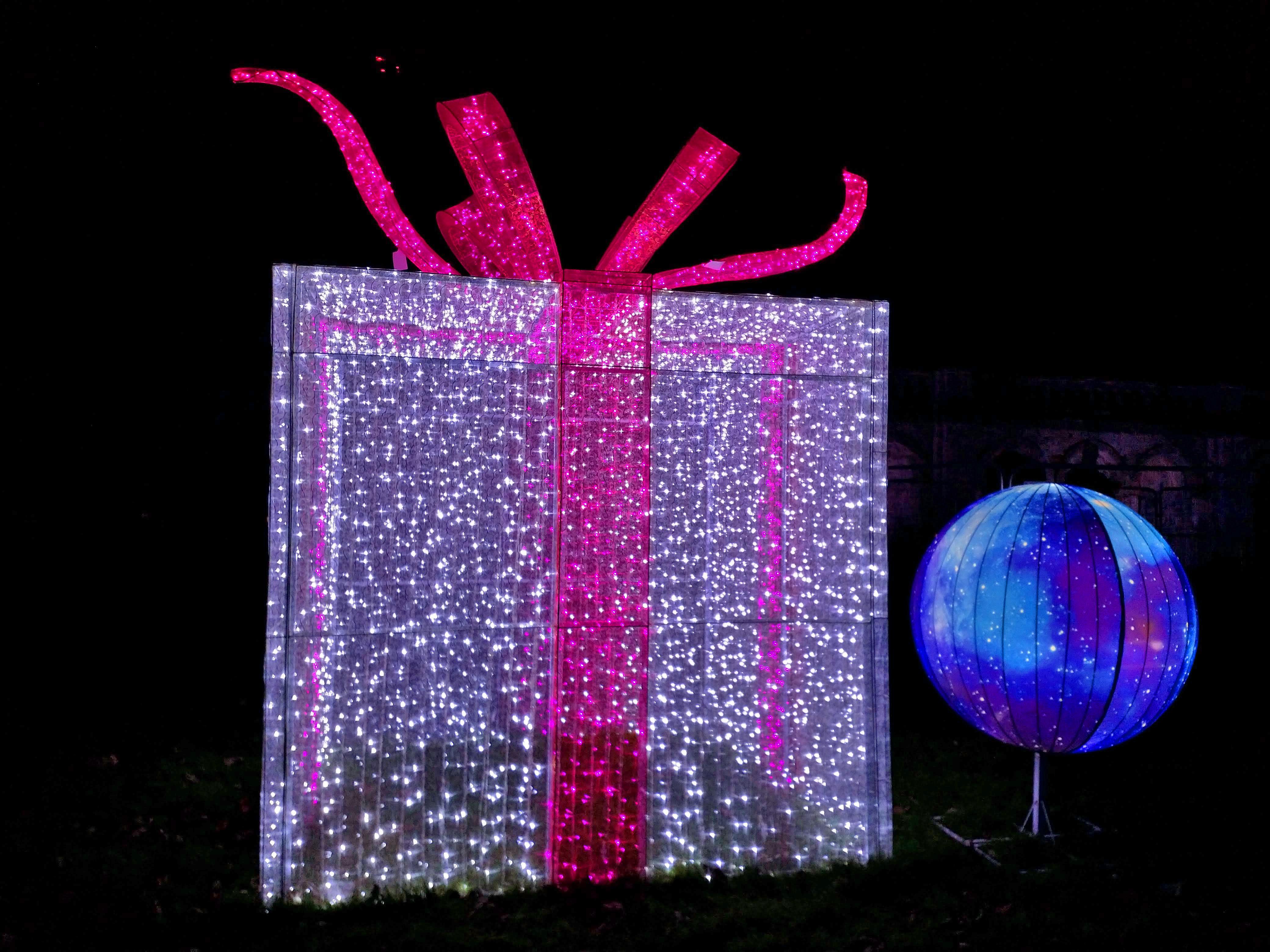 Lightopia Christmas Present